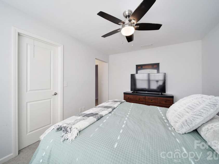 40158 Crooked Stick Drive, Lancaster, SC 29720.  MLS# CAR4332585, YatesRealty ID 4298. 