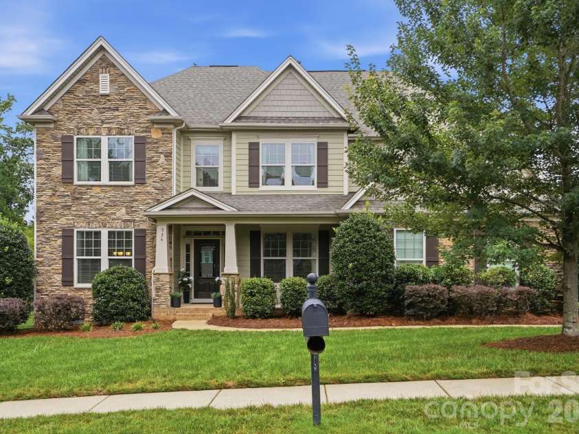 534 Iron Horse Lane, Midland, NC 28107.  MLS# CAR4410589, YatesRealty ID 42981. 