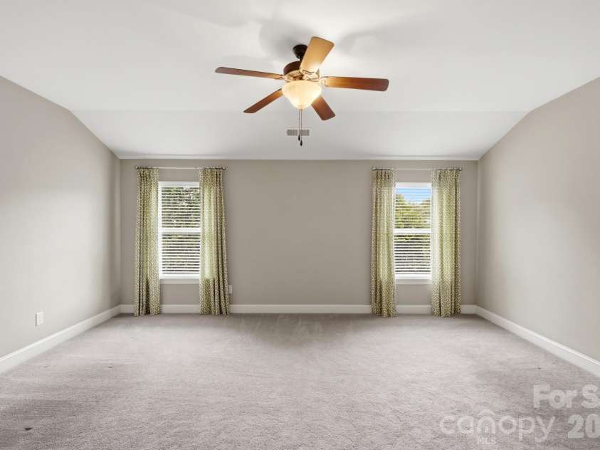 534 Iron Horse Lane, Midland, NC 28107.  MLS# CAR4410589, YatesRealty ID 42981. 