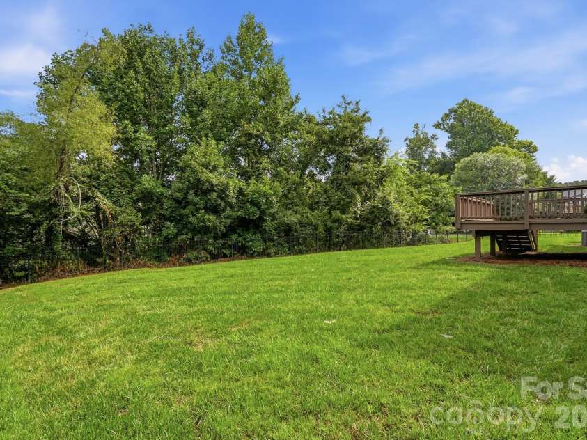 534 Iron Horse Lane, Midland, NC 28107.  MLS# CAR4410589, YatesRealty ID 42981. 