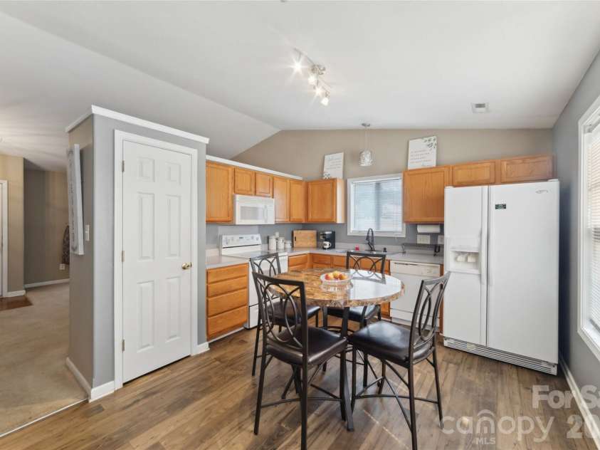 1508 Hollow Maple Drive, Charlotte, NC 28216.  MLS# CAR4411969, YatesRealty ID 42982. 
