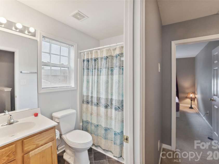 1508 Hollow Maple Drive, Charlotte, NC 28216.  MLS# CAR4411969, YatesRealty ID 42982. 