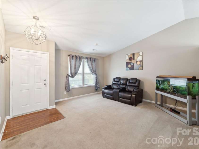 1508 Hollow Maple Drive, Charlotte, NC 28216.  MLS# CAR4411969, YatesRealty ID 42982. 