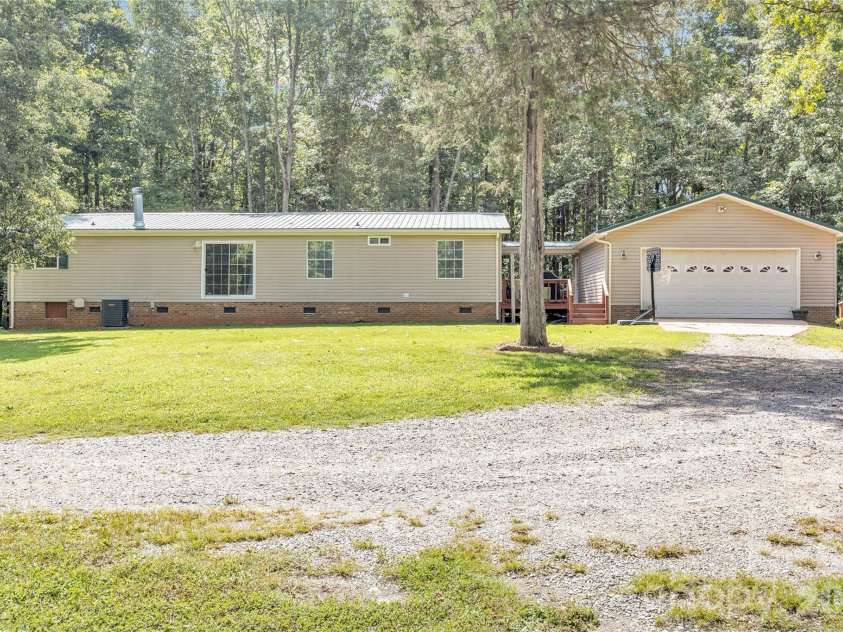 660 Lake Fork Road, Salisbury, NC 28146.  MLS# CAR4412539, YatesRealty ID 42983. 