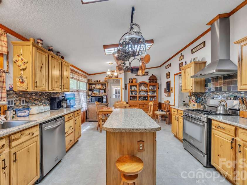 660 Lake Fork Road, Salisbury, NC 28146.  MLS# CAR4412539, YatesRealty ID 42983. 