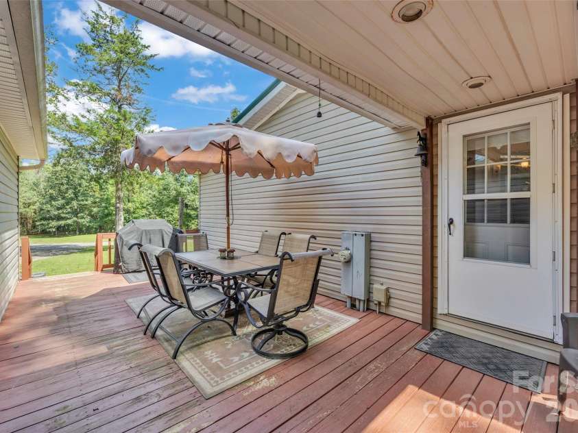 660 Lake Fork Road, Salisbury, NC 28146.  MLS# CAR4412539, YatesRealty ID 42983. 
