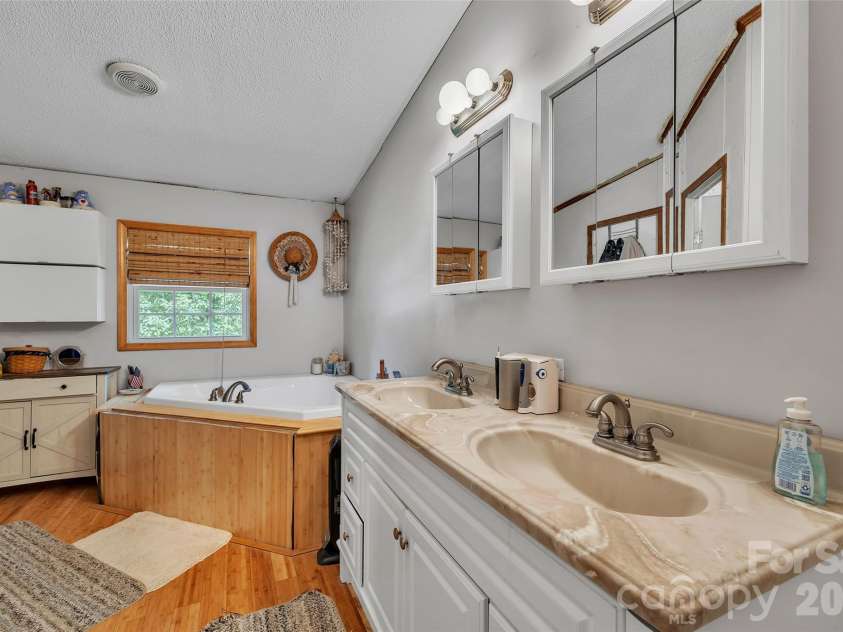 660 Lake Fork Road, Salisbury, NC 28146.  MLS# CAR4412539, YatesRealty ID 42983. 
