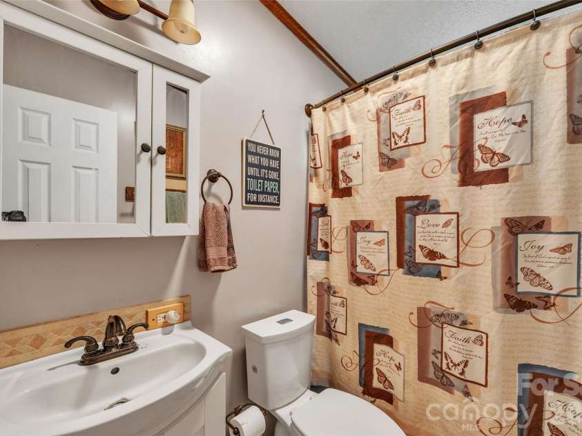660 Lake Fork Road, Salisbury, NC 28146.  MLS# CAR4412539, YatesRealty ID 42983. 