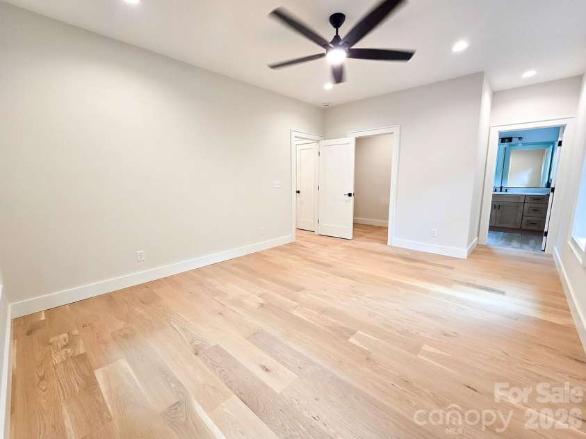 505 Oconeechee Avenue, Black Mountain, NC 28711.  MLS# CAR4399162, YatesRealty ID 42987. Primary