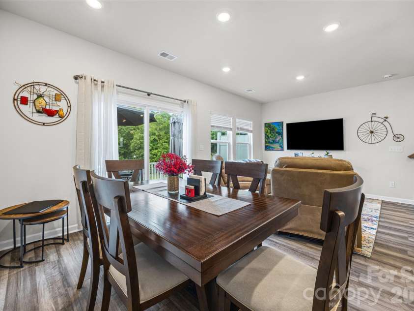 515 Tayberry Lane, Fort Mill, SC 29715.  MLS# CAR4407287, YatesRealty ID 42989. 