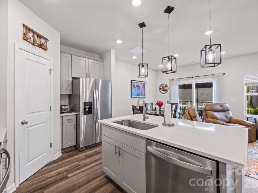 515 Tayberry Lane, Fort Mill, SC 29715.  MLS# CAR4407287, YatesRealty ID 42989. 