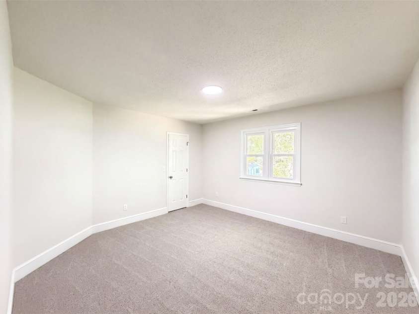 9020 Bartlett Road, Charlotte, NC 28227.  MLS# CAR4412607, YatesRealty ID 42991. 