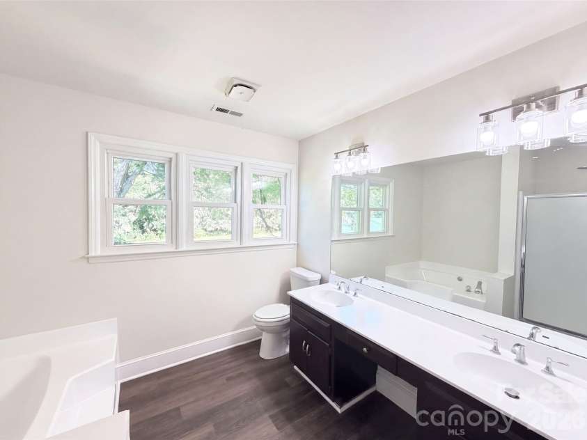 9020 Bartlett Road, Charlotte, NC 28227.  MLS# CAR4412607, YatesRealty ID 42991. 