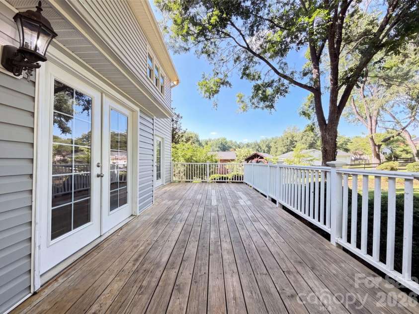 9020 Bartlett Road, Charlotte, NC 28227.  MLS# CAR4412607, YatesRealty ID 42991. 