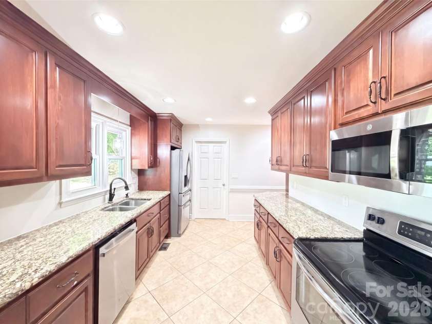 9020 Bartlett Road, Charlotte, NC 28227.  MLS# CAR4412607, YatesRealty ID 42991. Staged Photo