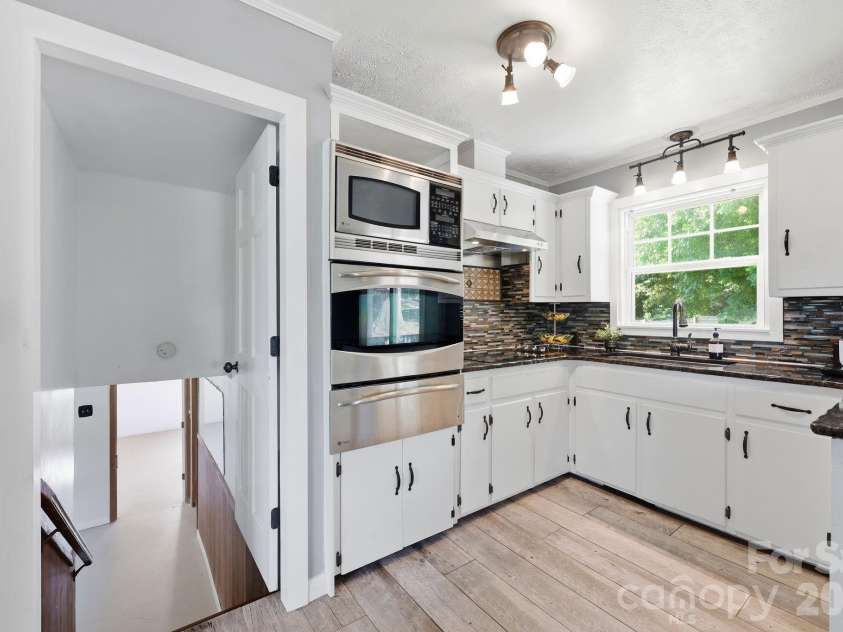 1300 Montgomery Avenue, Albemarle, NC 28001.  MLS# CAR4406759, YatesRealty ID 42992. 