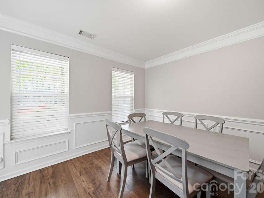 19126 Kanawha Drive, Cornelius, NC 28031.  MLS# CAR4412114, YatesRealty ID 42993. 