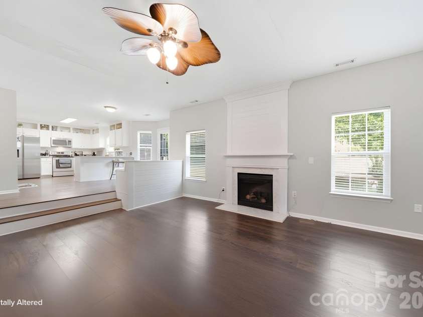 19126 Kanawha Drive, Cornelius, NC 28031.  MLS# CAR4412114, YatesRealty ID 42993. 