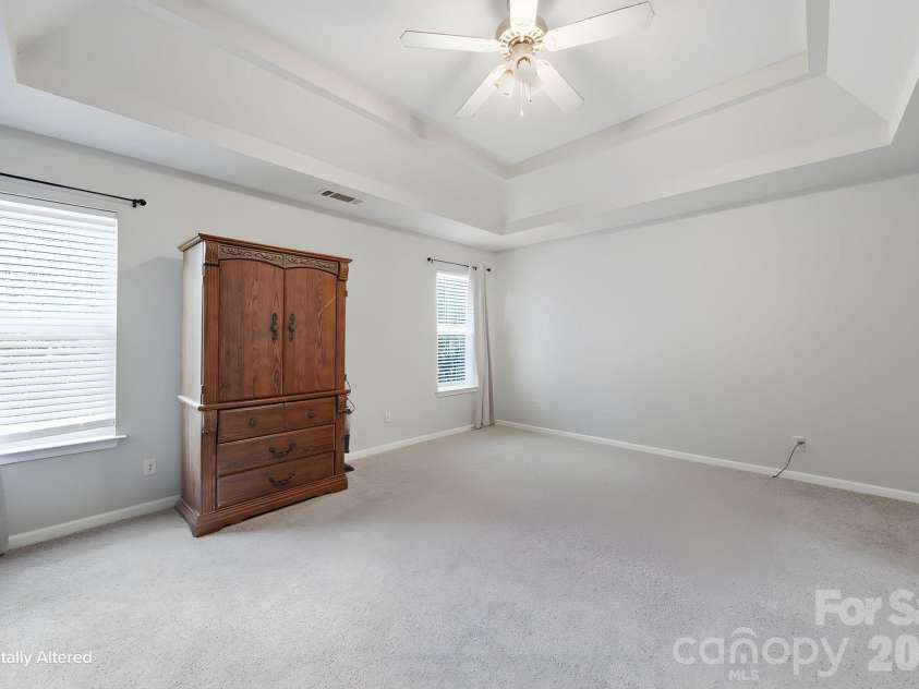 19126 Kanawha Drive, Cornelius, NC 28031.  MLS# CAR4412114, YatesRealty ID 42993. 