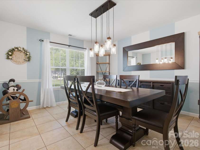 8807 Royal Bluff Drive, Charlotte, NC 28269.  MLS# CAR4411942, YatesRealty ID 42995. Dining Room