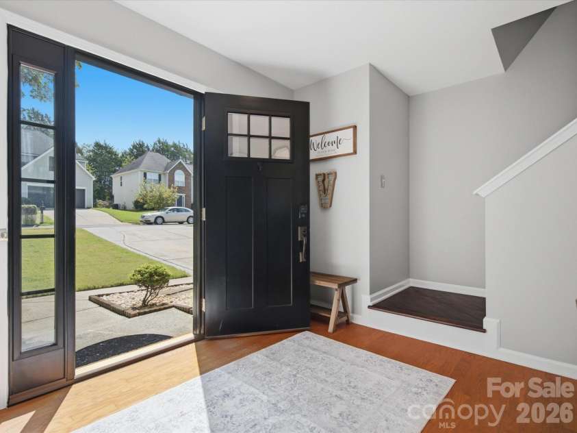 8807 Royal Bluff Drive, Charlotte, NC 28269.  MLS# CAR4411942, YatesRealty ID 42995. Entry