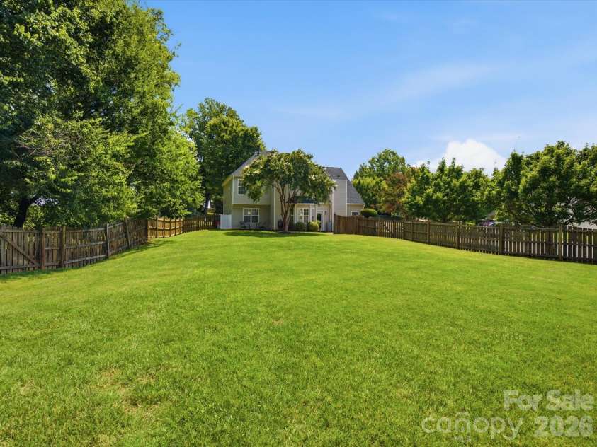 8807 Royal Bluff Drive, Charlotte, NC 28269.  MLS# CAR4411942, YatesRealty ID 42995. Large backyard