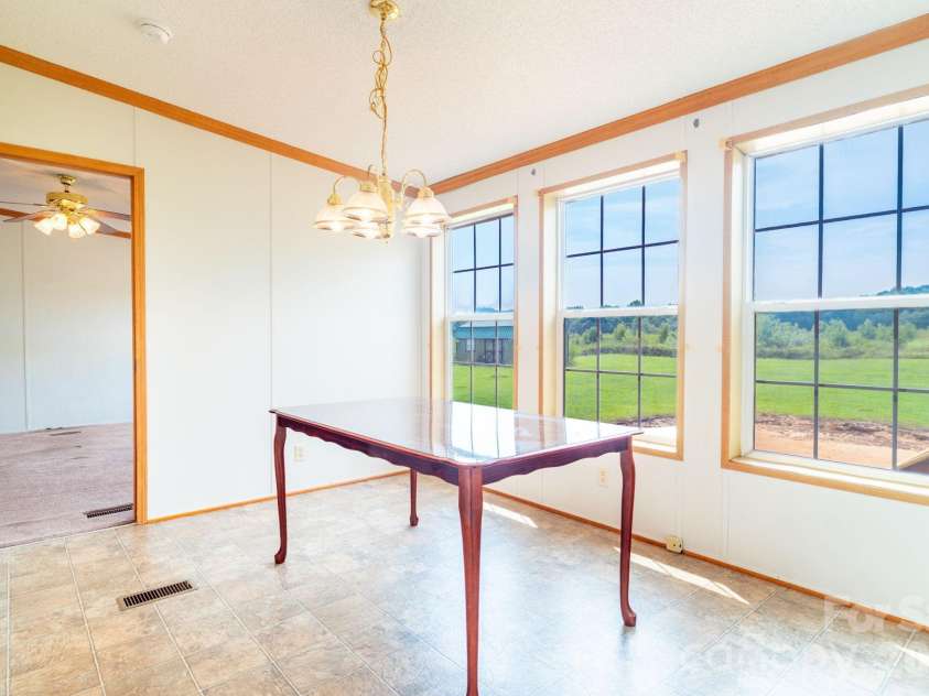 102 Jenny Drive, Shelby, NC 28152.  MLS# CAR4410577, YatesRealty ID 42997. 