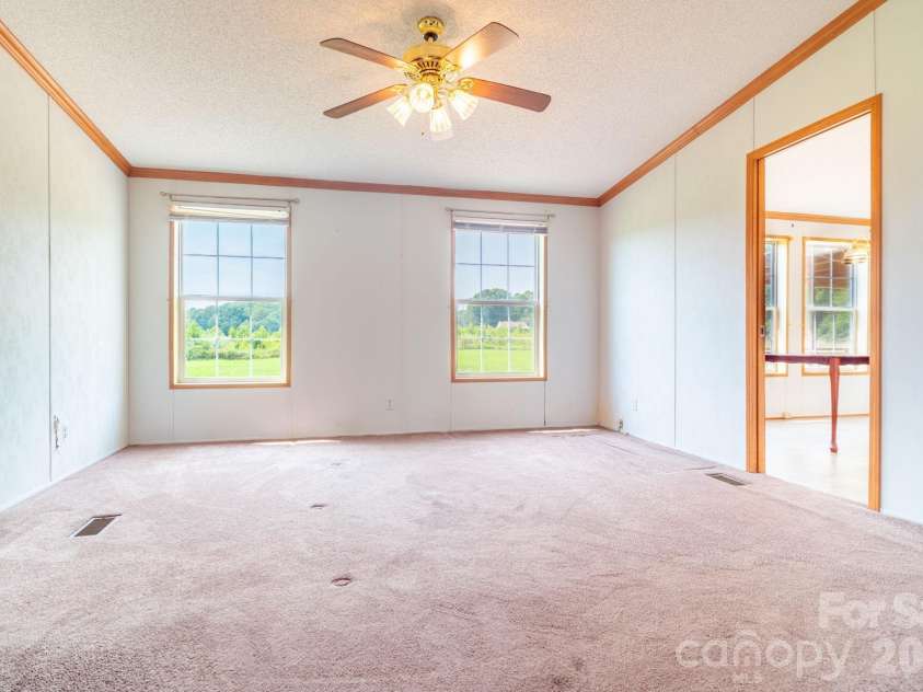 102 Jenny Drive, Shelby, NC 28152.  MLS# CAR4410577, YatesRealty ID 42997. 