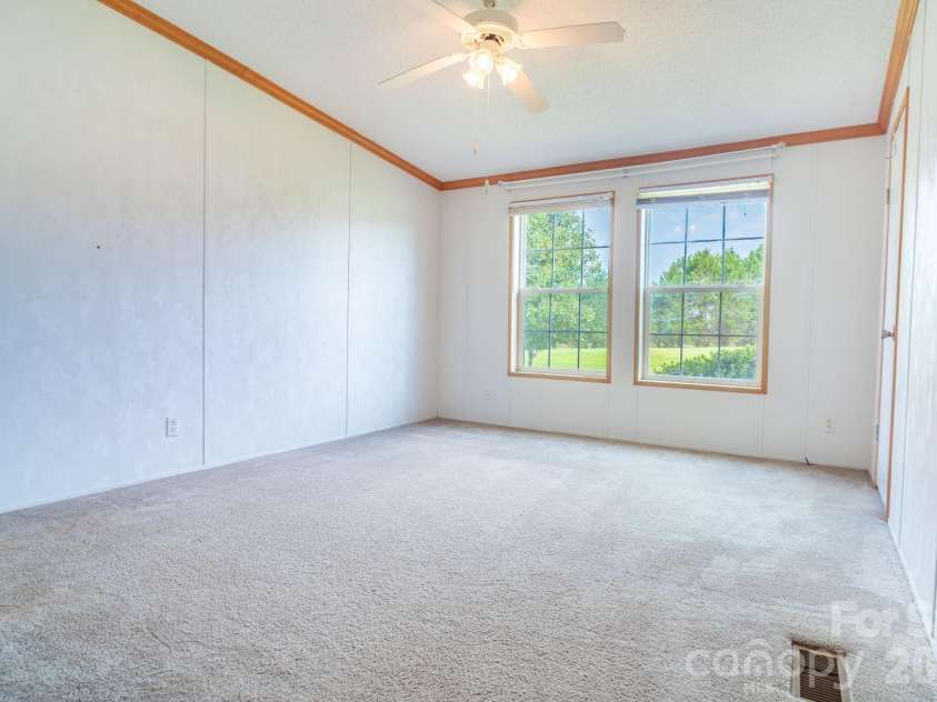 102 Jenny Drive, Shelby, NC 28152.  MLS# CAR4410577, YatesRealty ID 42997. 