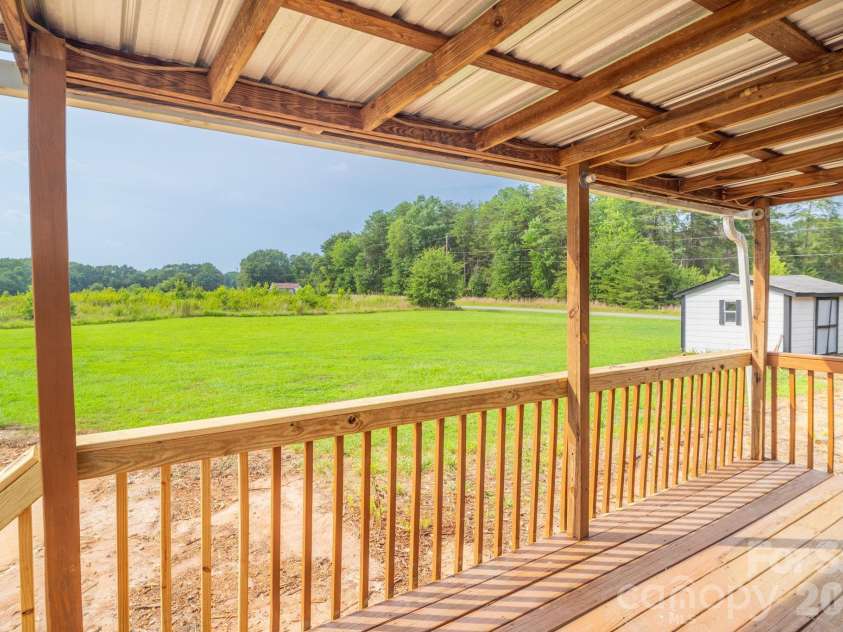 102 Jenny Drive, Shelby, NC 28152.  MLS# CAR4410577, YatesRealty ID 42997. 