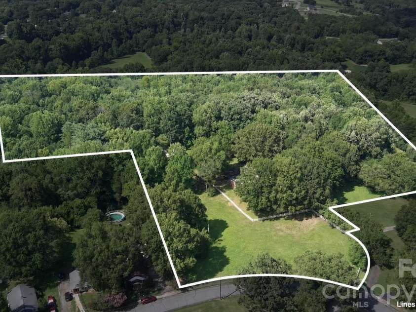 17 Murray Street, Maiden, NC 28650.  MLS# CAR4410850, YatesRealty ID 42998. 