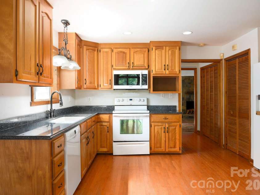 540 Waters Road, Salisbury, NC 28146.  MLS# CAR4409088, YatesRealty ID 42999. 