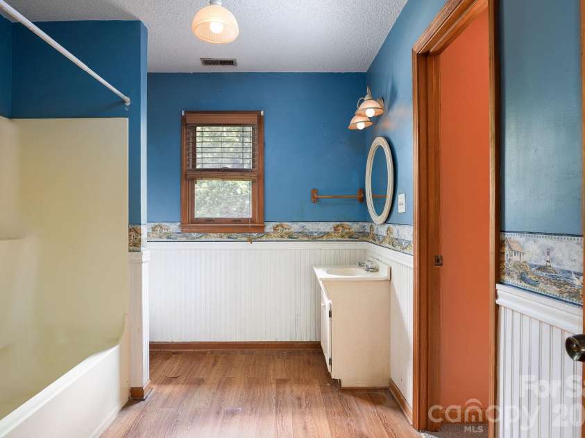 540 Waters Road, Salisbury, NC 28146.  MLS# CAR4409088, YatesRealty ID 42999. 