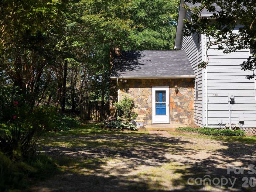 540 Waters Road, Salisbury, NC 28146.  MLS# CAR4409088, YatesRealty ID 42999. 