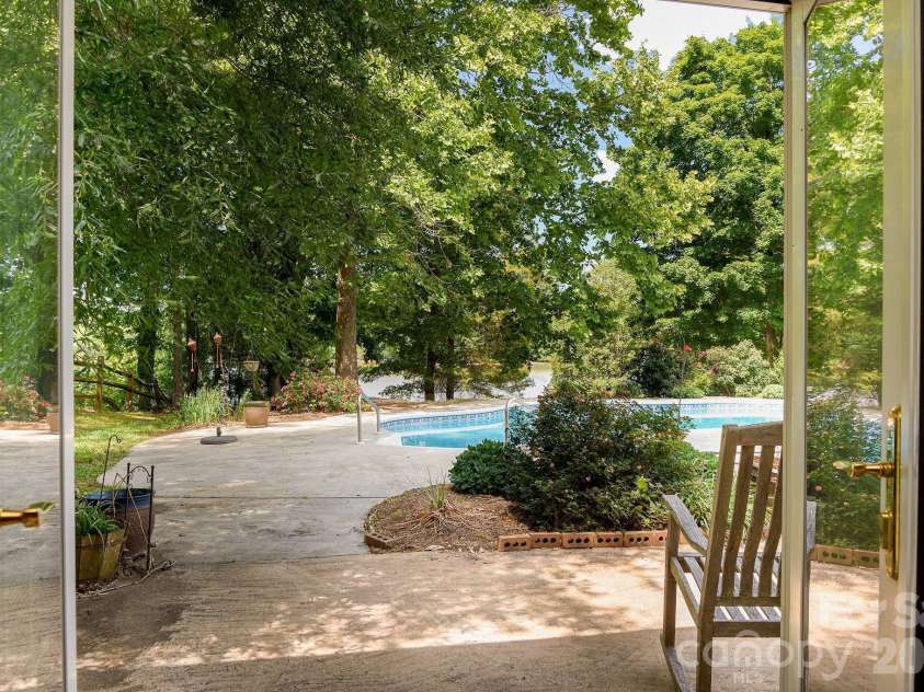 540 Waters Road, Salisbury, NC 28146.  MLS# CAR4409088, YatesRealty ID 42999. 