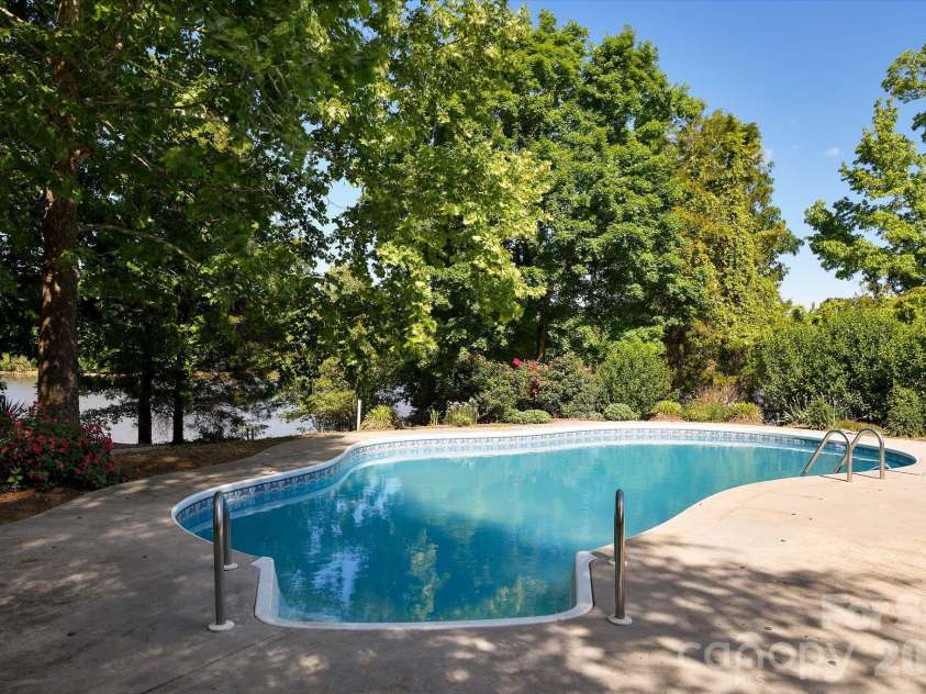540 Waters Road, Salisbury, NC 28146.  MLS# CAR4409088, YatesRealty ID 42999. 