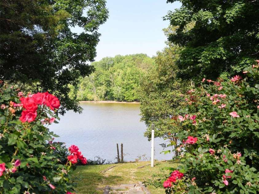540 Waters Road, Salisbury, NC 28146.  MLS# CAR4409088, YatesRealty ID 42999. 