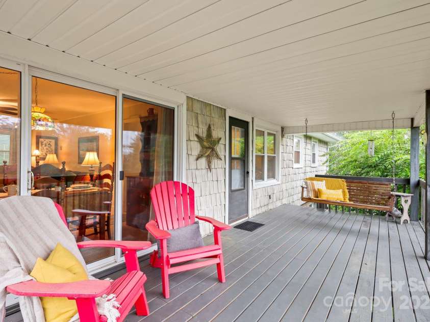 1074 Nikanor Road, West Jefferson, NC 28694.  MLS# CAR4289358, YatesRealty ID 43. 