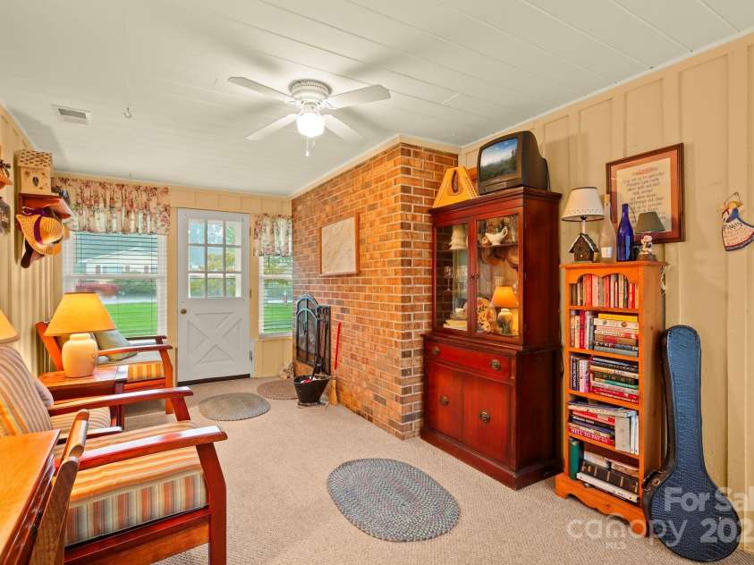 1074 Nikanor Road, West Jefferson, NC 28694.  MLS# CAR4289358, YatesRealty ID 43. 