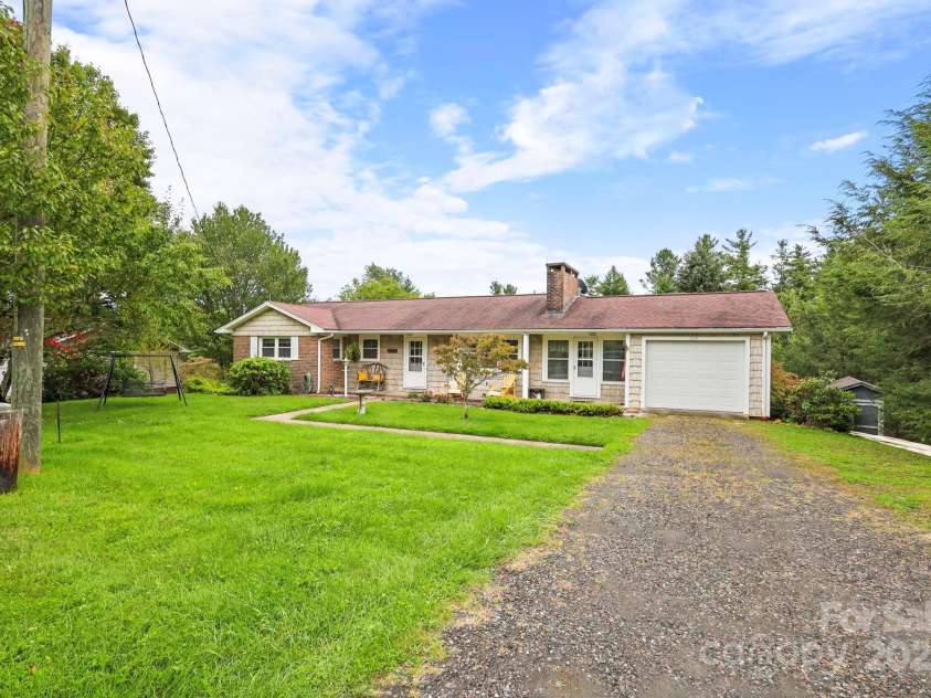 1074 Nikanor Road, West Jefferson, NC 28694.  MLS# CAR4289358, YatesRealty ID 43. 