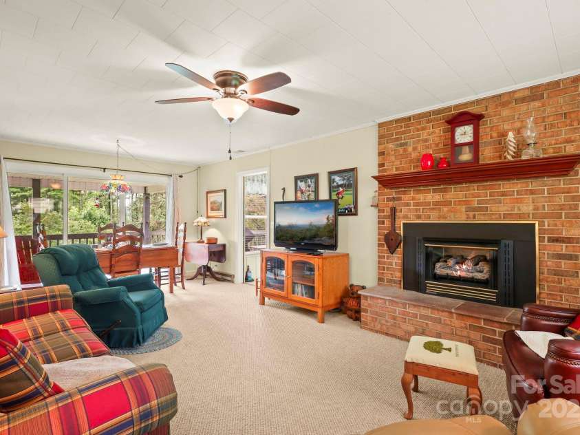 1074 Nikanor Road, West Jefferson, NC 28694.  MLS# CAR4289358, YatesRealty ID 43. 