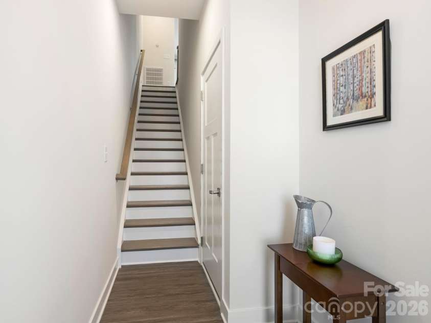 1275 Caldwell Street, Charlotte, NC 28206.  MLS# CAR4342505, YatesRealty ID 4300. 