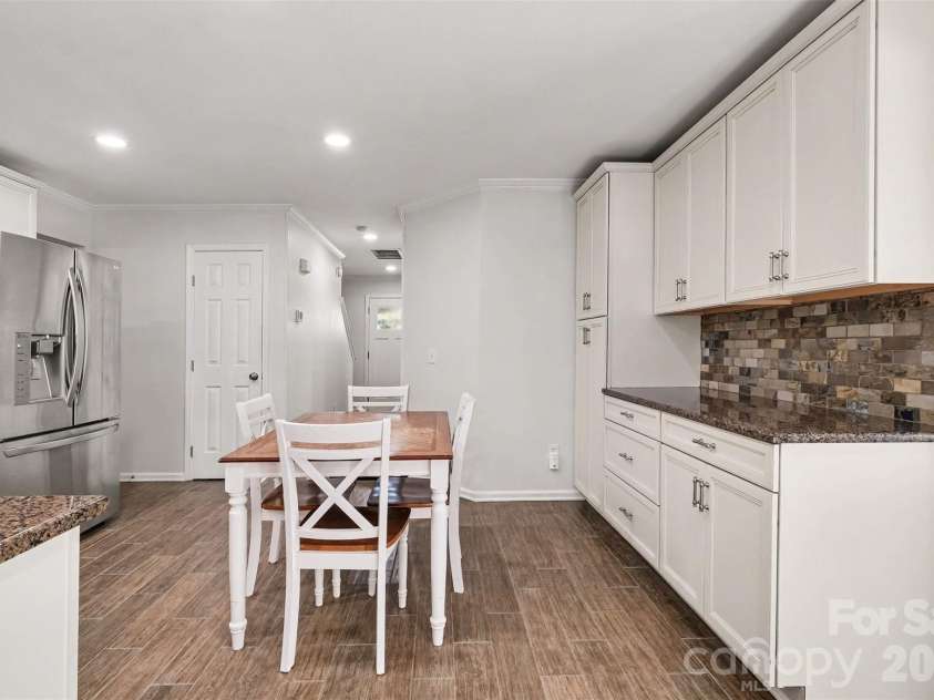 138 Nahcotta Drive, Mooresville, NC 28115.  MLS# CAR4407594, YatesRealty ID 43003. 