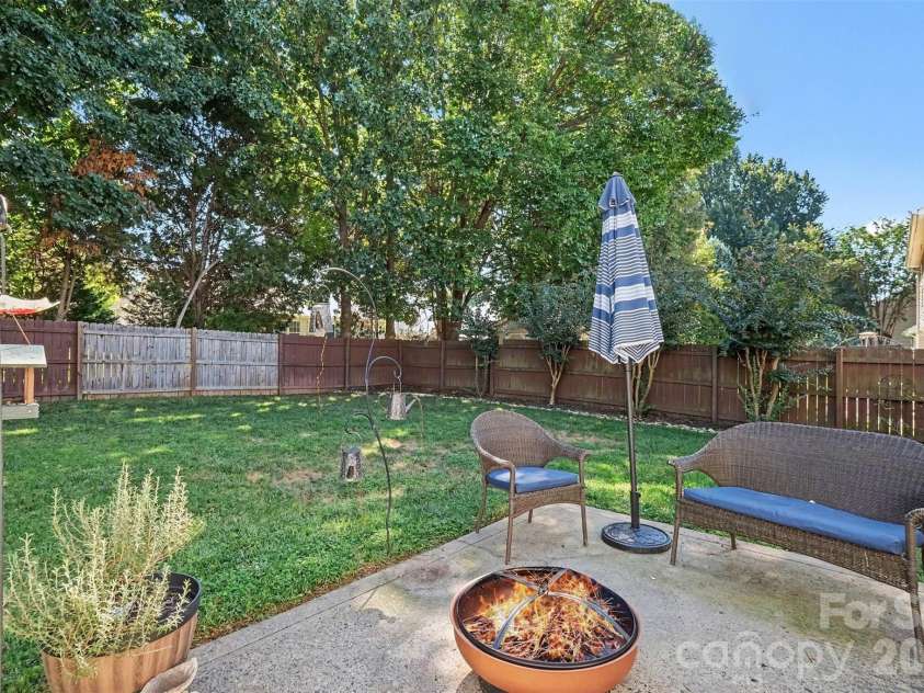 138 Nahcotta Drive, Mooresville, NC 28115.  MLS# CAR4407594, YatesRealty ID 43003. 