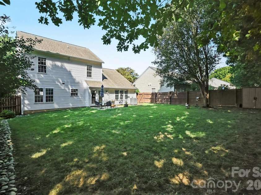 138 Nahcotta Drive, Mooresville, NC 28115.  MLS# CAR4407594, YatesRealty ID 43003. 