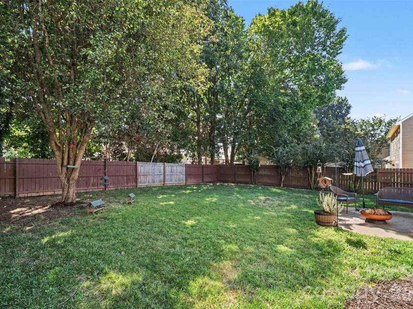 138 Nahcotta Drive, Mooresville, NC 28115.  MLS# CAR4407594, YatesRealty ID 43003. 