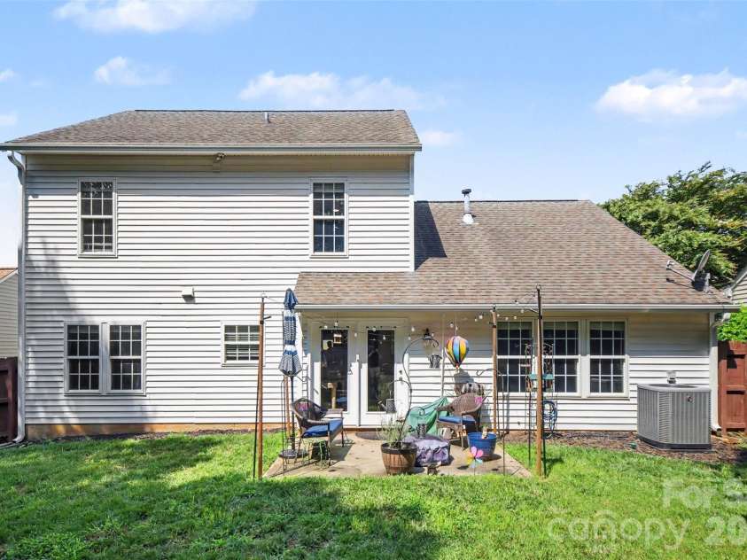 138 Nahcotta Drive, Mooresville, NC 28115.  MLS# CAR4407594, YatesRealty ID 43003. Backyard