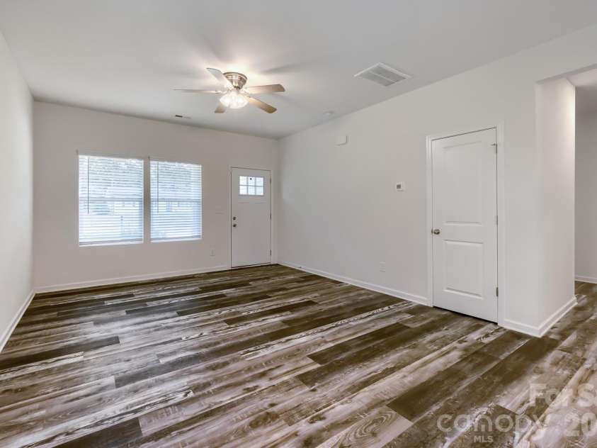 244 Valleybrook Lane, Troutman, NC 28166.  MLS# CAR4411289, YatesRealty ID 43004. Great Room