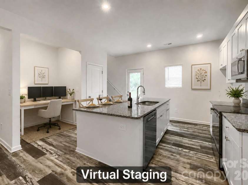 244 Valleybrook Lane, Troutman, NC 28166.  MLS# CAR4411289, YatesRealty ID 43004. Kitchen Virtual Staging