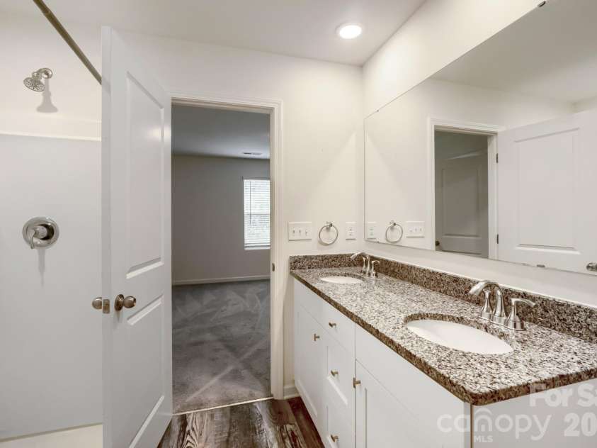 244 Valleybrook Lane, Troutman, NC 28166.  MLS# CAR4411289, YatesRealty ID 43004. Primary Bathroom